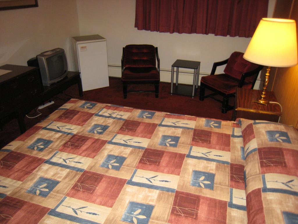 Downtowner Motor Inn Creston Quarto foto