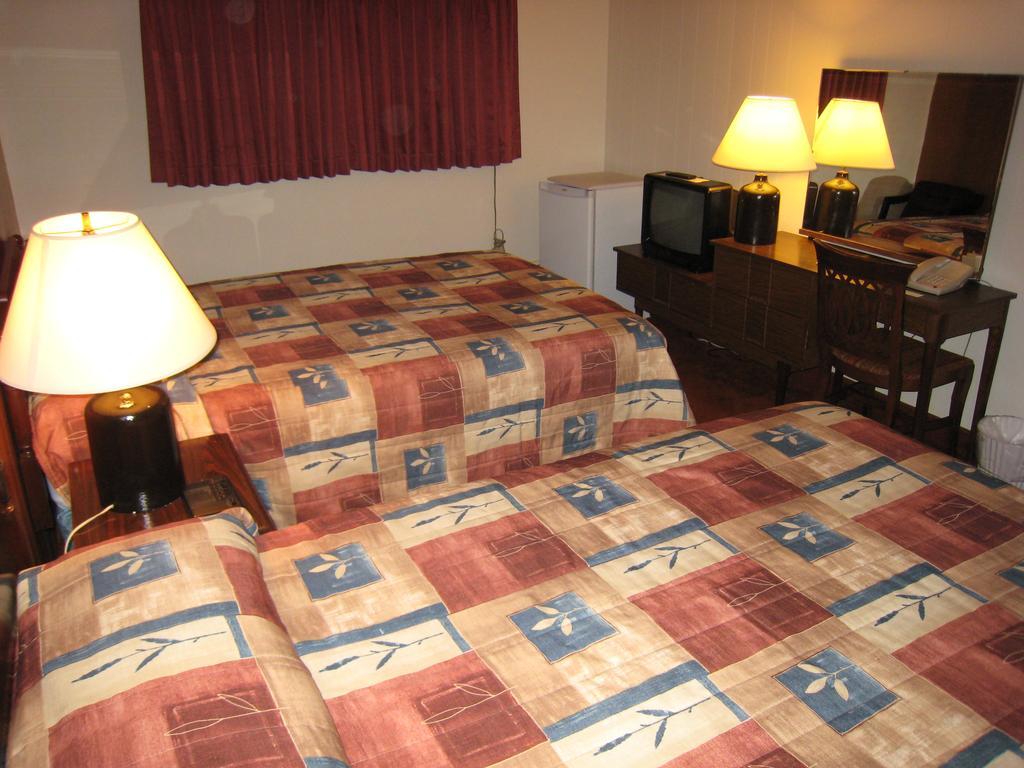 Downtowner Motor Inn Creston Quarto foto
